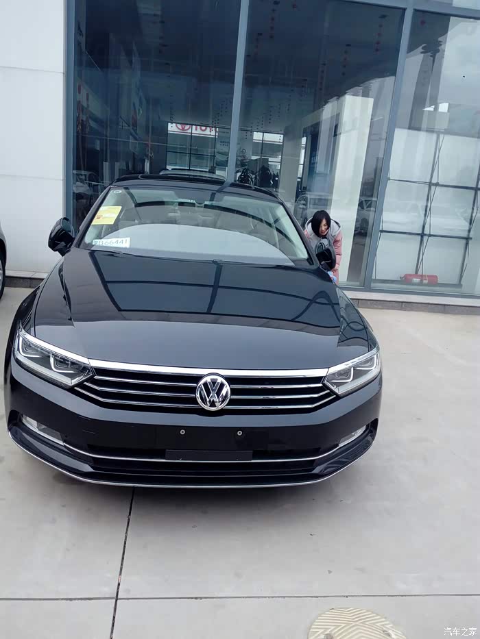 人生第一辆车迈腾b8冬日里的一丝温暖