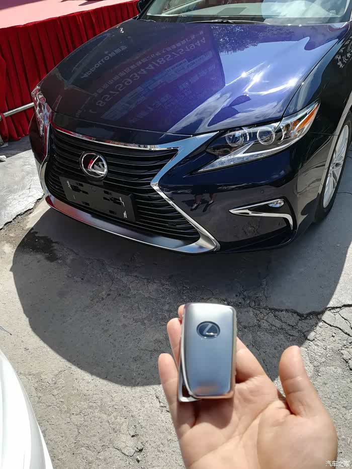 es宝蓝色谁有图片