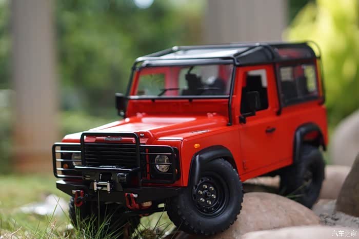 纪念一下停产的英伦拖拉机路虎卫士d90