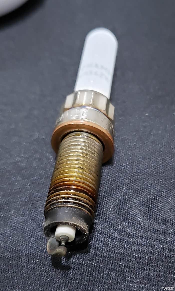 21款的x3,原厂火花塞是哪个品牌的,什么型号.