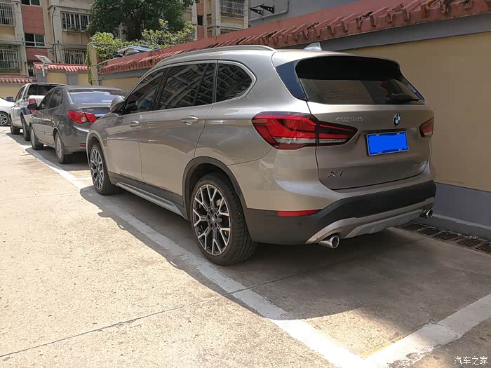 【图】这个颜色的x1路上不多见_宝马x1论坛_汽车之家论坛