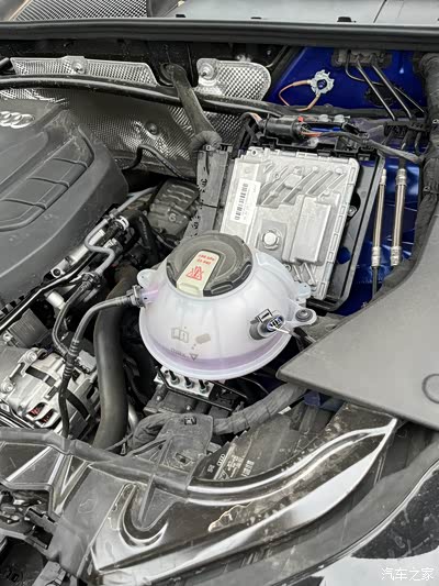 未来有我,踏浪前行#天府之国试驾奥迪q5l