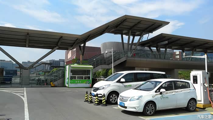 rsc安悦虹桥p9新能源免费停车体验