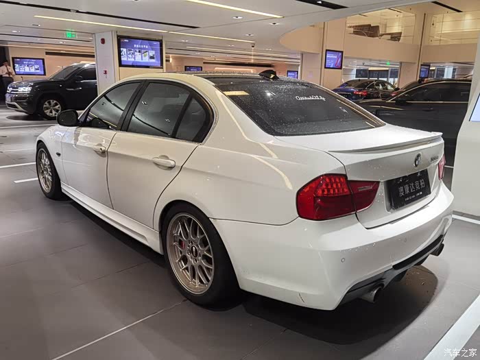 深圳2011年e90335i车况100分