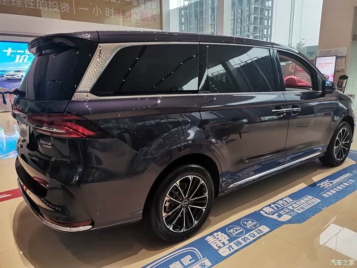 商务我选上汽集团高端豪华荣威im8