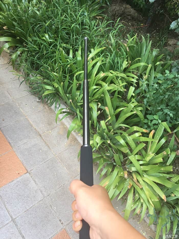 甩棍现在到底算不算违禁品?