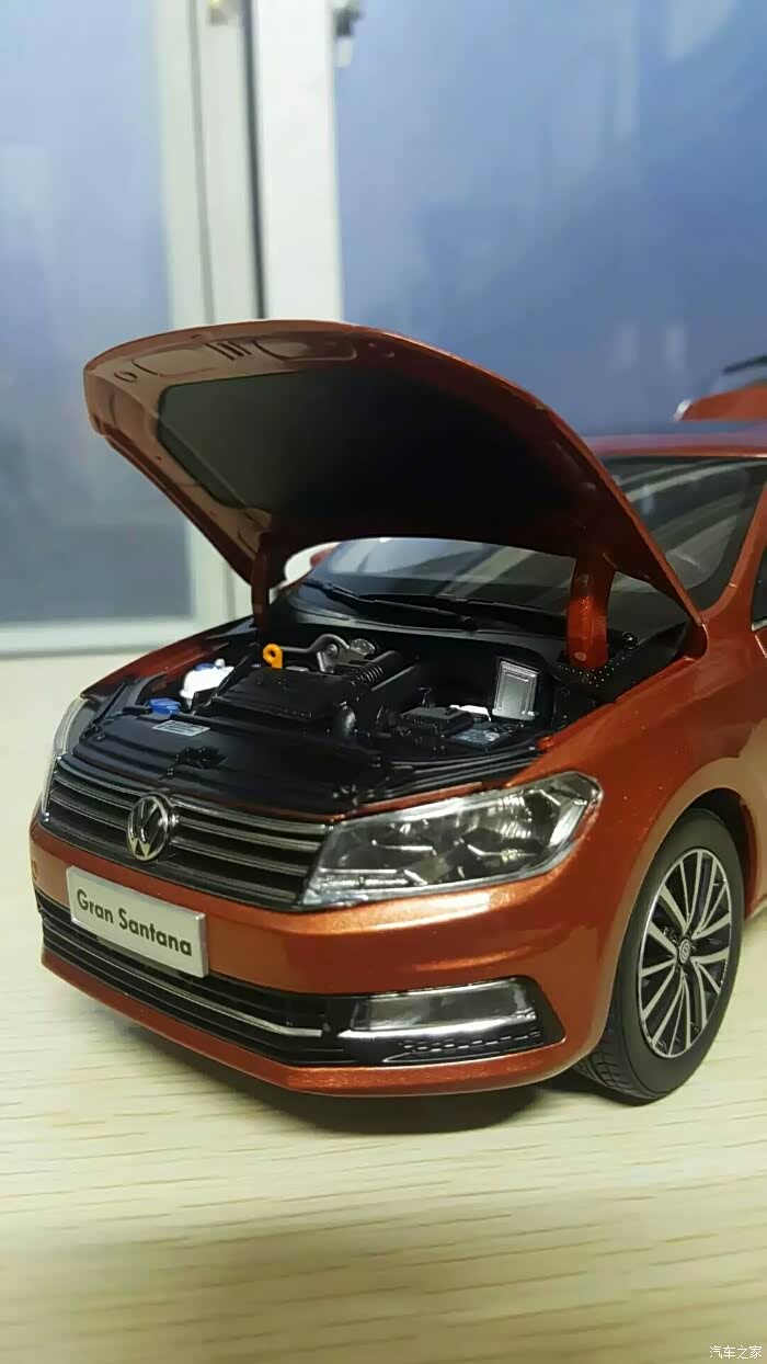 大众顺应时代的新作桑塔纳浩纳模型赏析