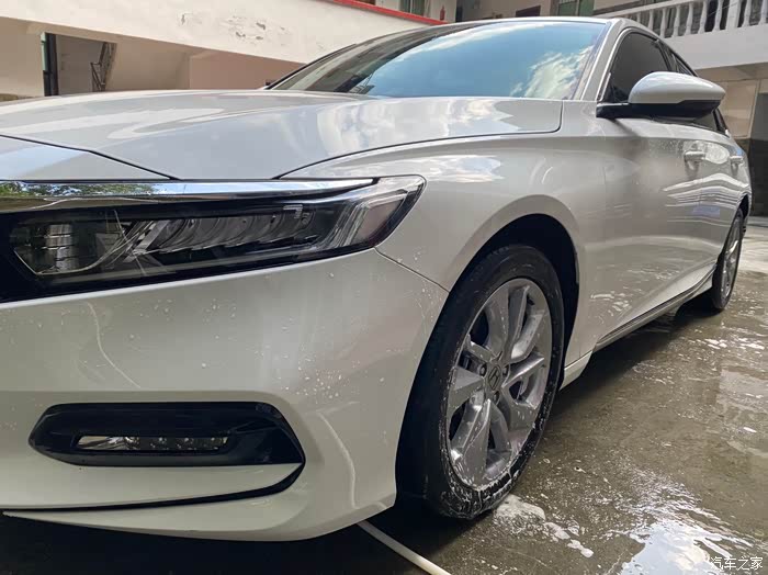 天气正好 给爱车洗个澡,顺便聊聊新出来的10.5代雅阁
