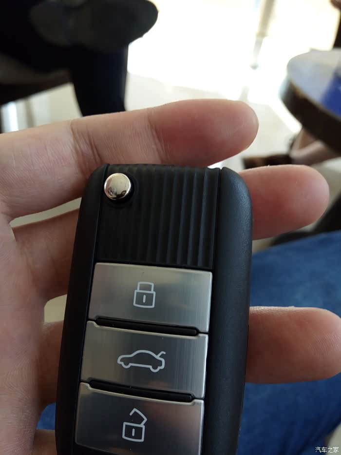 【图】提车啦,先手机上几张图_荣威i6/ei6论坛_汽车之家论坛