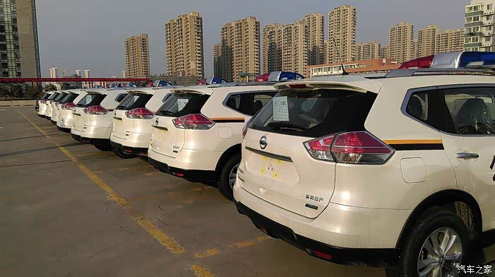 别的论坛看不到的一大堆新奇骏警车