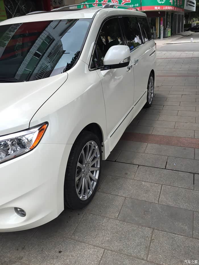 来点人气贴贵士改装20寸轮毂噢耶