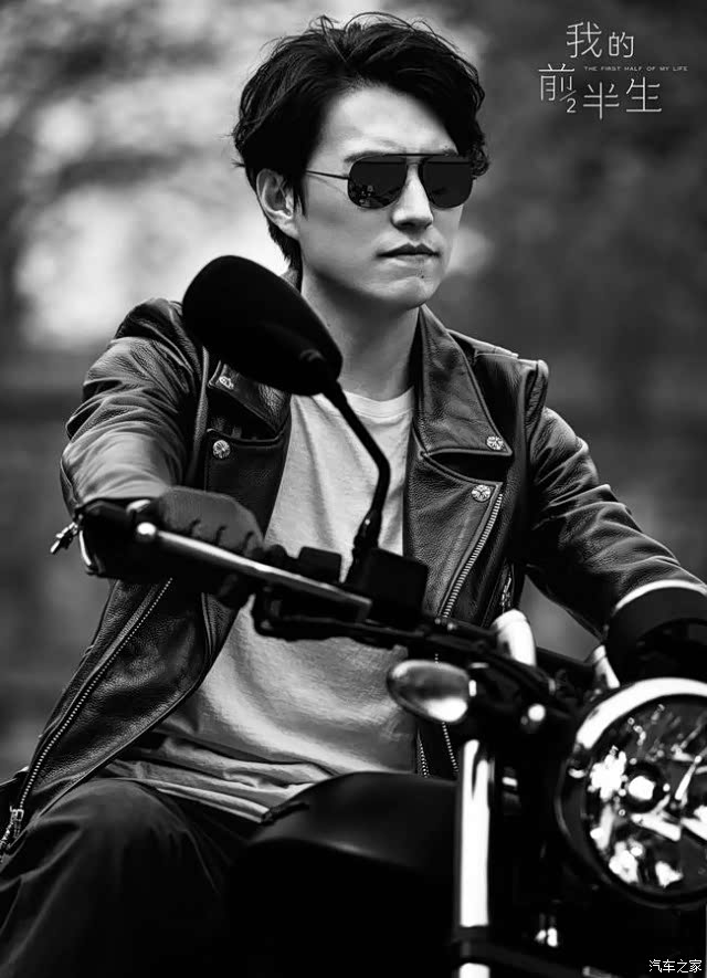 不畏将来,不念过去,62岁的陈道明演绎骑士的别样气质_摩托车论坛_汽车