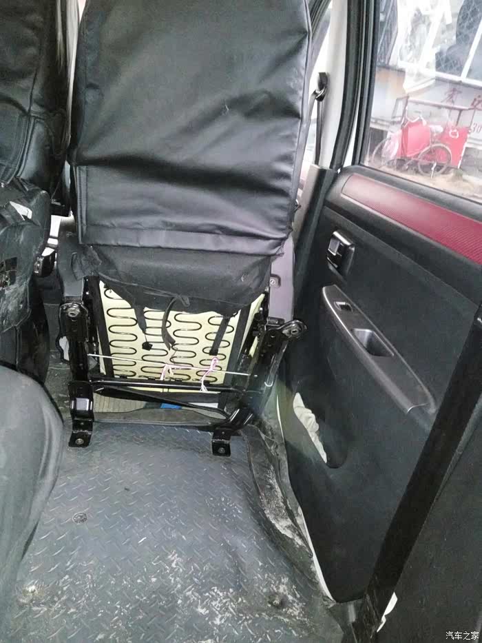 【图】中排座椅滑轨安装成功!床车来了!_东风