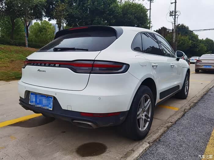 保时捷macan玛卡车