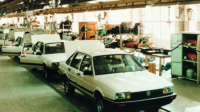 桑塔纳真情回顾桑塔纳1983年1993年老照片一组