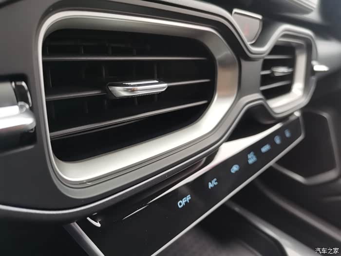 黑色小精灵吉利icon