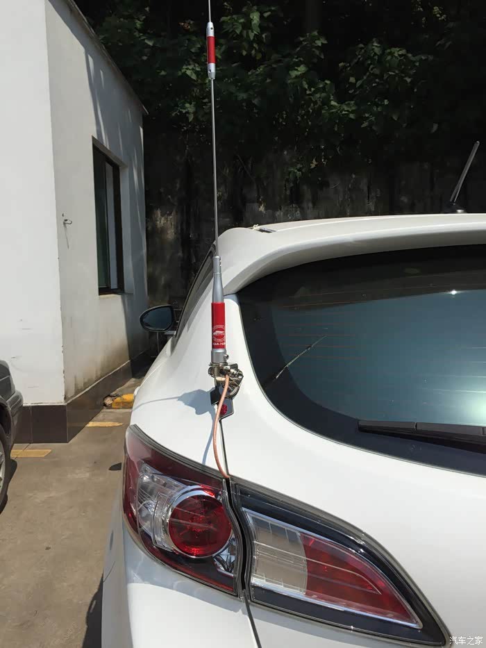 天线老鹰770一米长,地面加天线2.2米进地下车库要小心