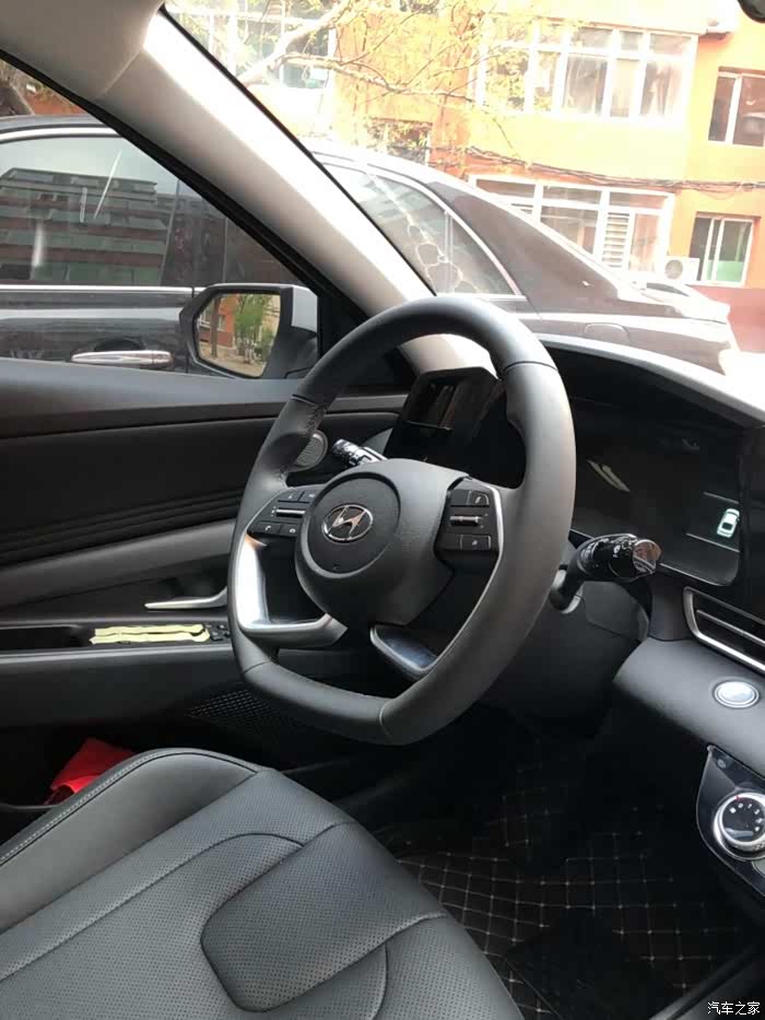 刚刚提到手的第七代伊兰特来分享啦