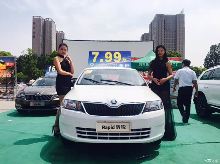 五一郑州福塔车展看大熊感觉可带劲