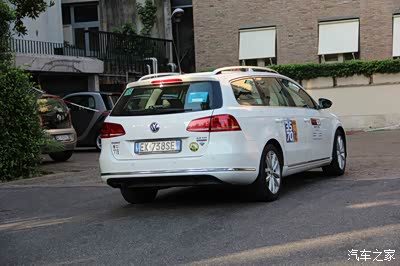 迈腾旅行出租车