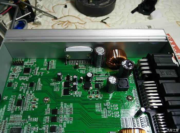 【图】给大家开开眼,看看h6c的音响功放总成_哈弗h6 coupe论坛_汽车之