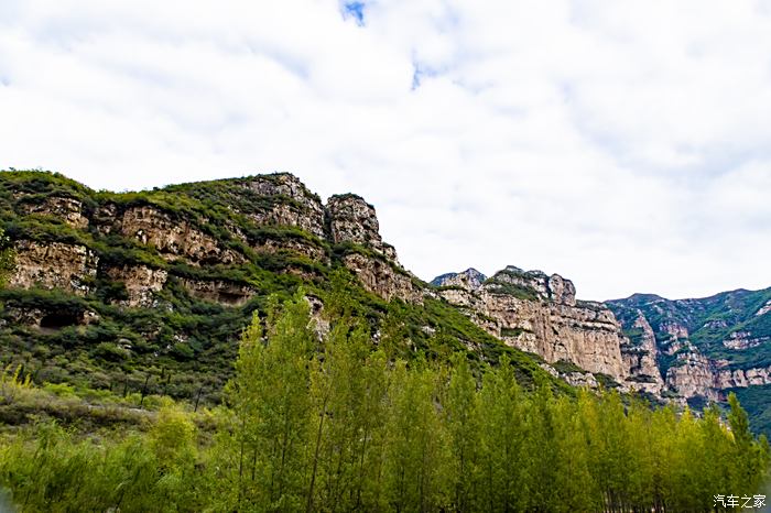 唐河大峡谷图片