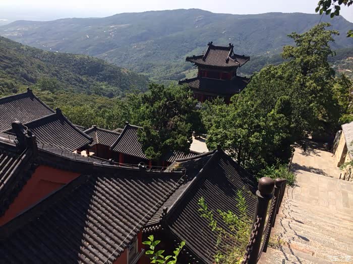 光天化日朗朗乾坤被一个母亲带孩子抢了世界观已被颠覆