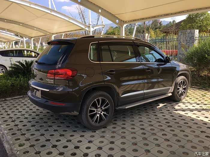 提车途观18t两驱自动豪华版峻岭棕补交作业