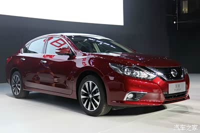 2016天籁赤钻红的实车照片谁有?