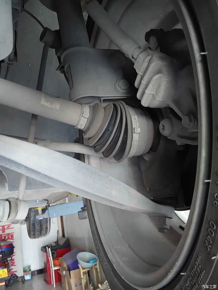 前悬架摆臂什么材质?