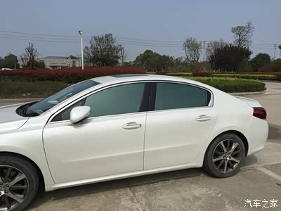 避免夏天烈日烘烤,美基车膜试用