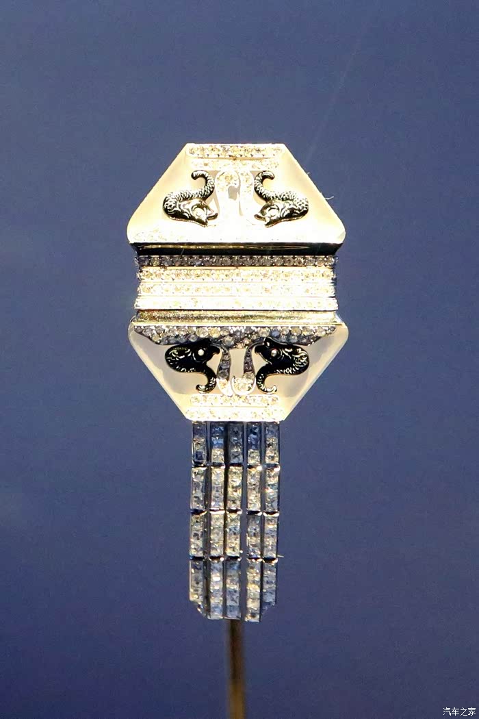 拿破仑加冕之剑首次离法在故宫博物院午门展厅展出