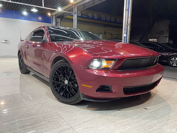 出一台极品飞车同款五代野马