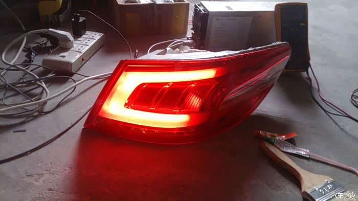 【图】去4s报价800大洋,自己暴力拆修408尾灯,欢迎大家进来围观_标致