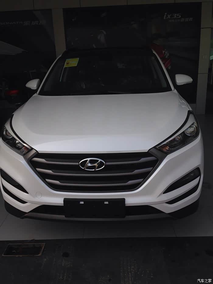 也许就是缘分 提全新途胜1.6t 珍珠白 智能型 全景天窗