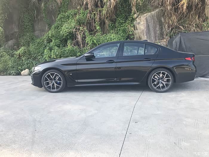 【图】丁格芬出品 宝石青bmw 530i m运动提车作业_宝马5系论坛_汽车之