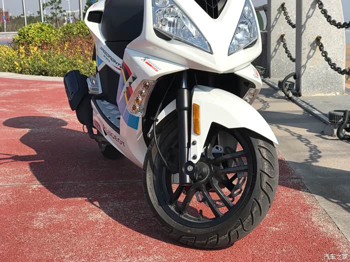 标致sf3,道达尔版