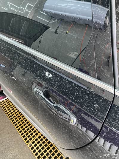 黑车是帅,可仅限他干净时候