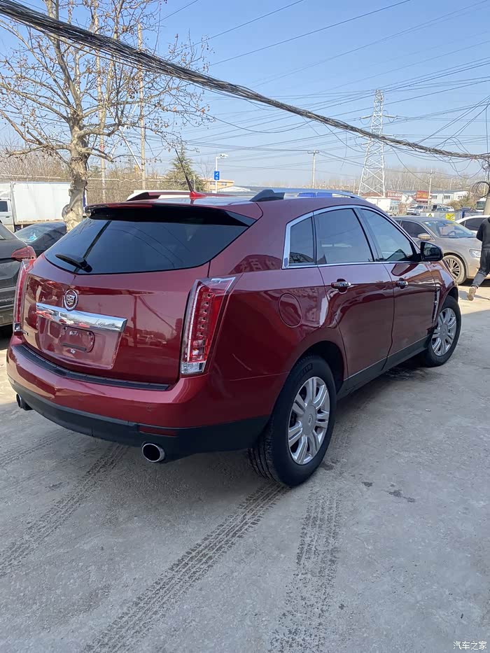 转让一台11年红色凯迪拉克srx8万多公里