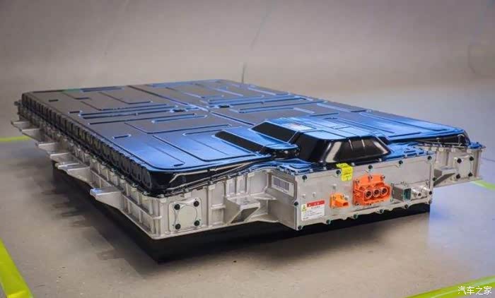 小鹏电池在车底如果损坏换次电池要多少钱