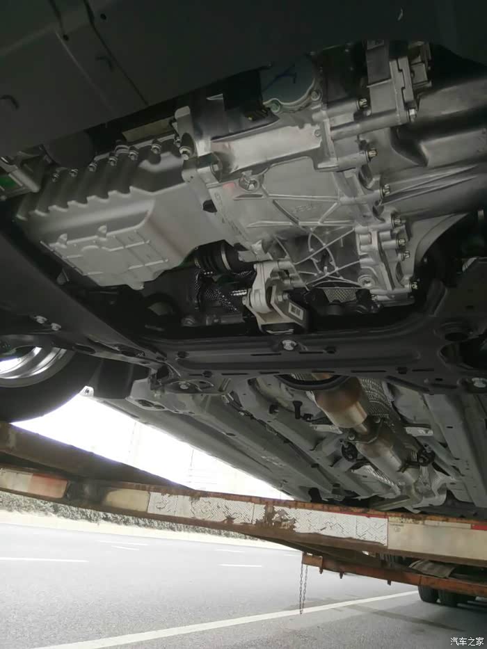 目前为止,吉利帝豪gl你们看不到的照片!