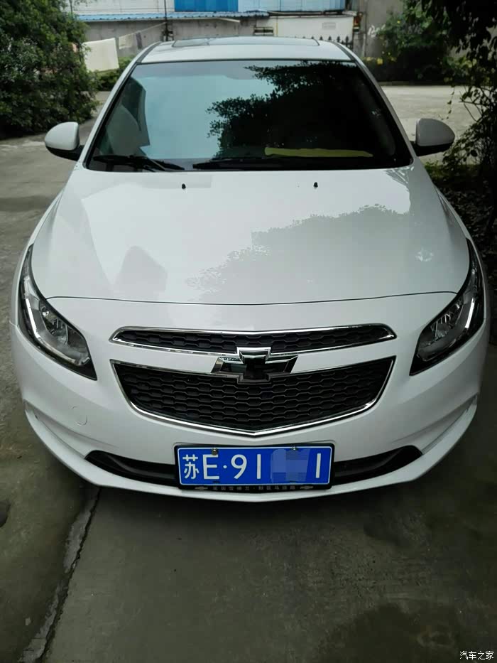 贴个黑标不需要变更行驶证可以直接上路吧