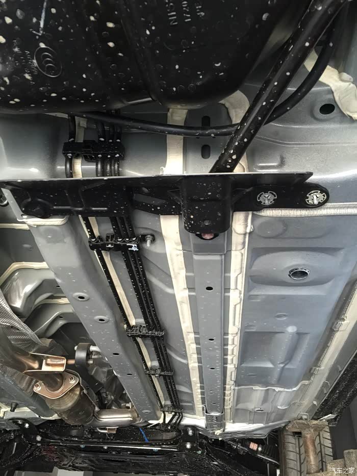 周末没事,山东2016款逍客底盘装甲作业来袭,看看我的装甲