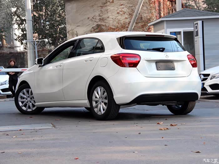 【图】女生27岁,一个人开,奔驰a200选红色还是白色_奔驰a级(进口)论坛