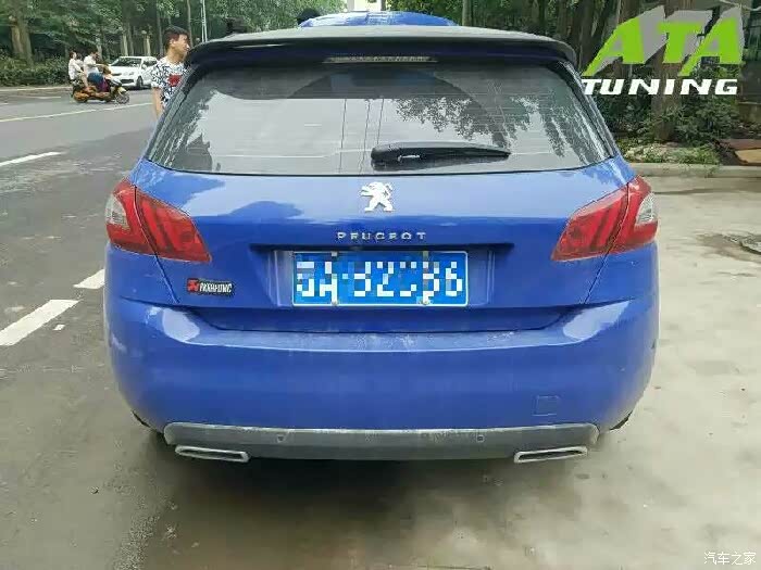 这辆贴膜刷ecu的睿驰是论坛里的吗?