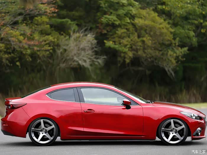 马自达3 昂克赛拉双门coupe