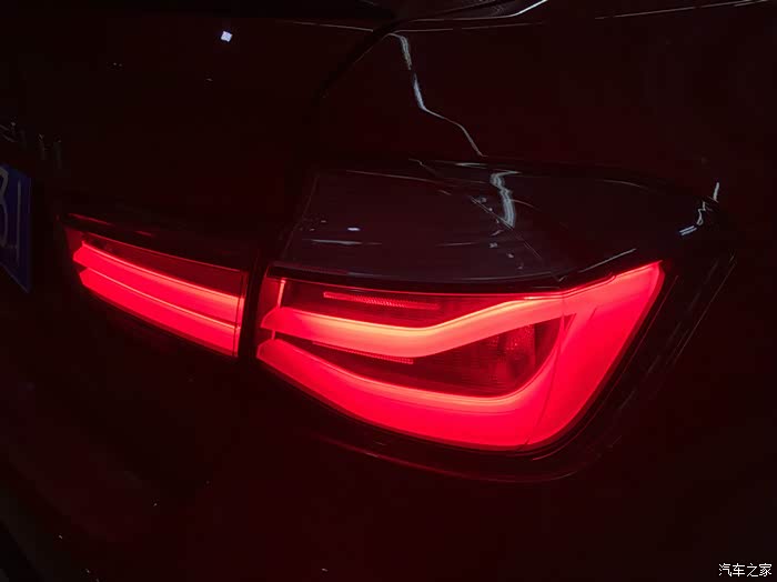 bmwf30lcimperformanceblackline熏黑尾灯