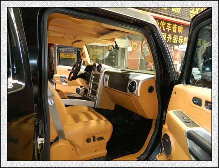 性格暴戾的悍马h2内饰篇