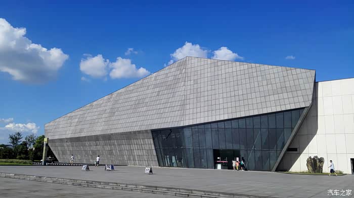 无锡长安车友会自驾赏奇石之中华赏石园