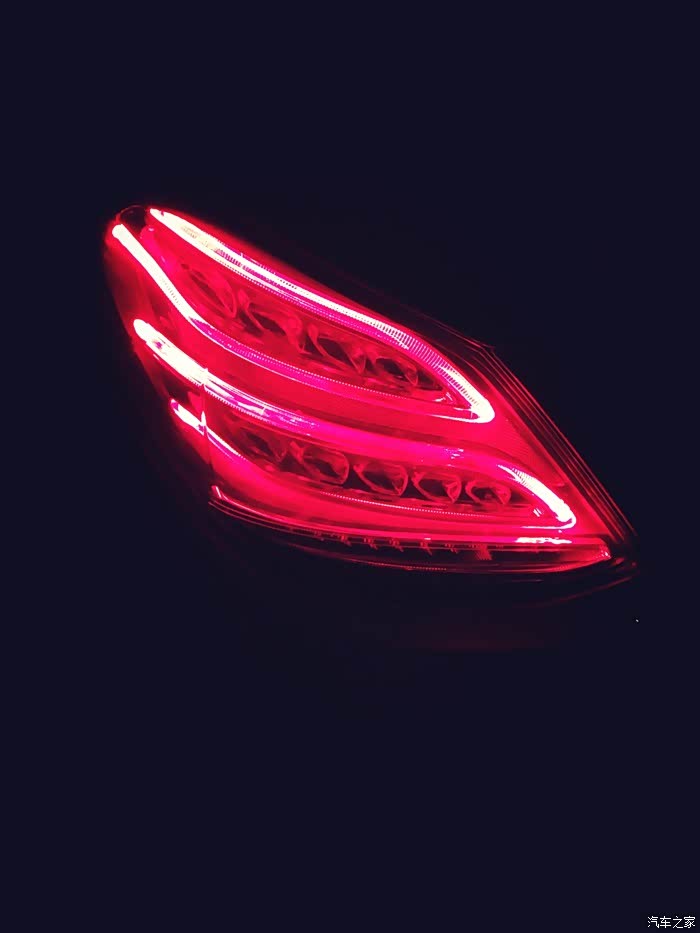 【图】c级尾灯不好看_奔驰c级论坛_汽车之家论坛